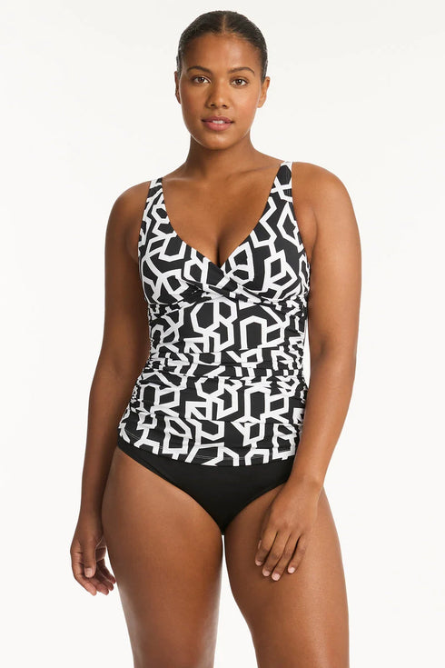 Sea Level Deco Cross Front Singlet
